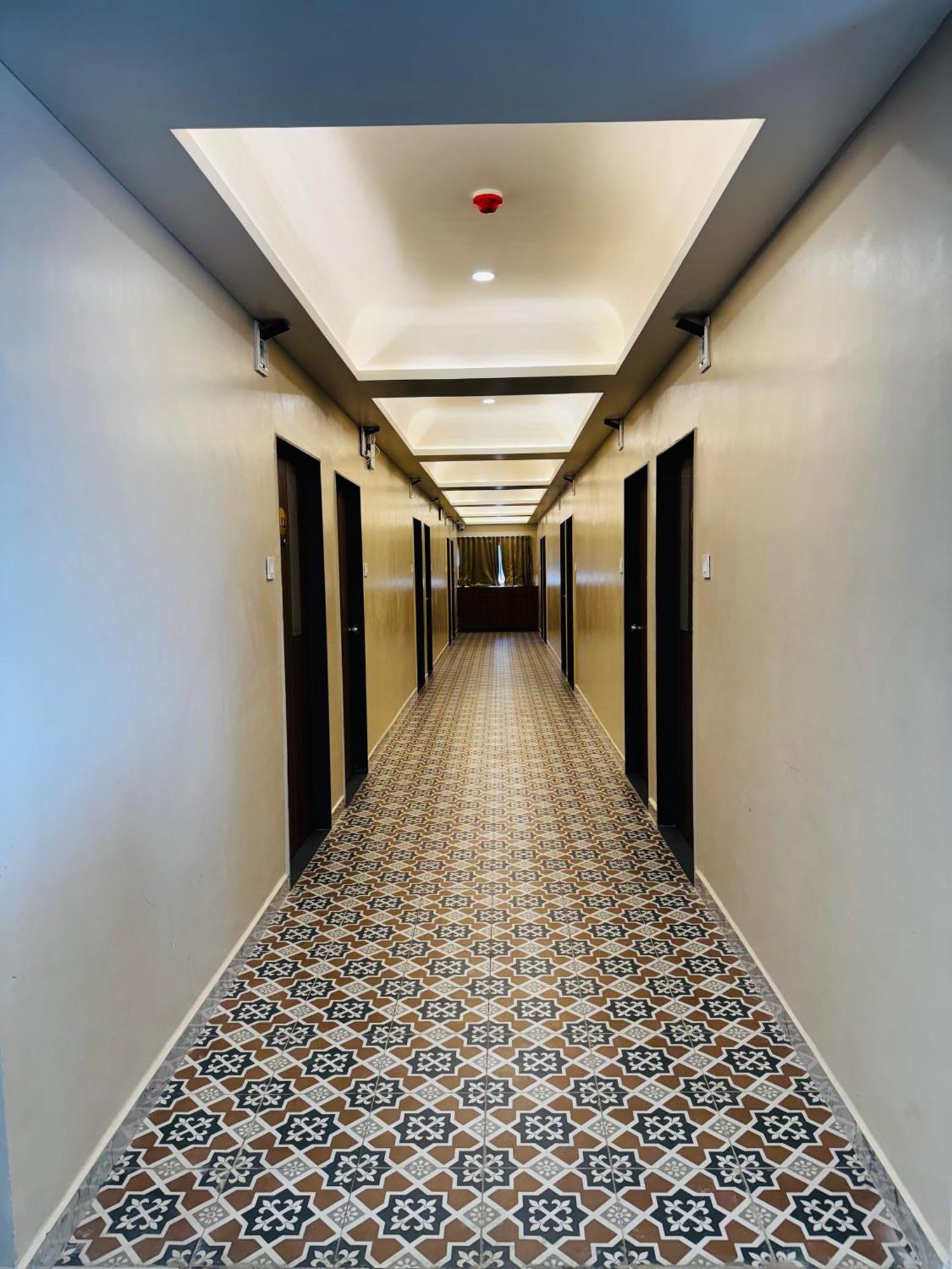 Hotel Fun N Food Bhuj Exterior photo